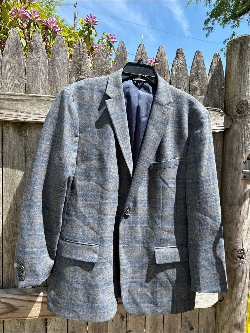 Tommy Hilfiger 46R wool blend blazer!